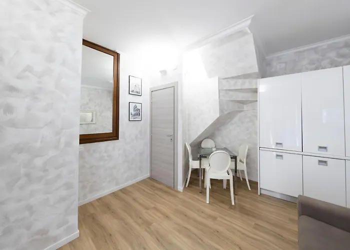 Domus Augustea - 2 Floor *