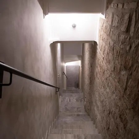 Domus Augustea - 2 Floor דירה *